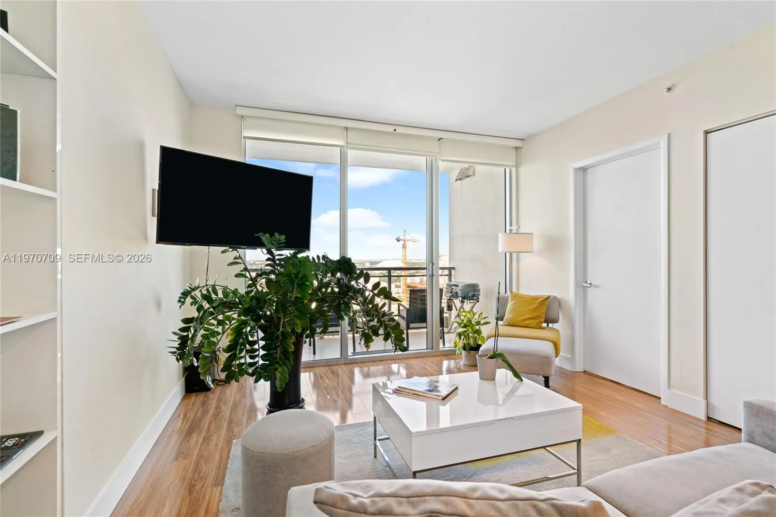 92 Sw 3rd St 3409, Miami, Florida 33130, Miami, Florida 33130, 1 Bedroom Bedrooms, ,1 BathroomBathrooms,Residential Lease,For Rent,92 Sw 3rd St 3409, Miami, Florida 33130,A11970709