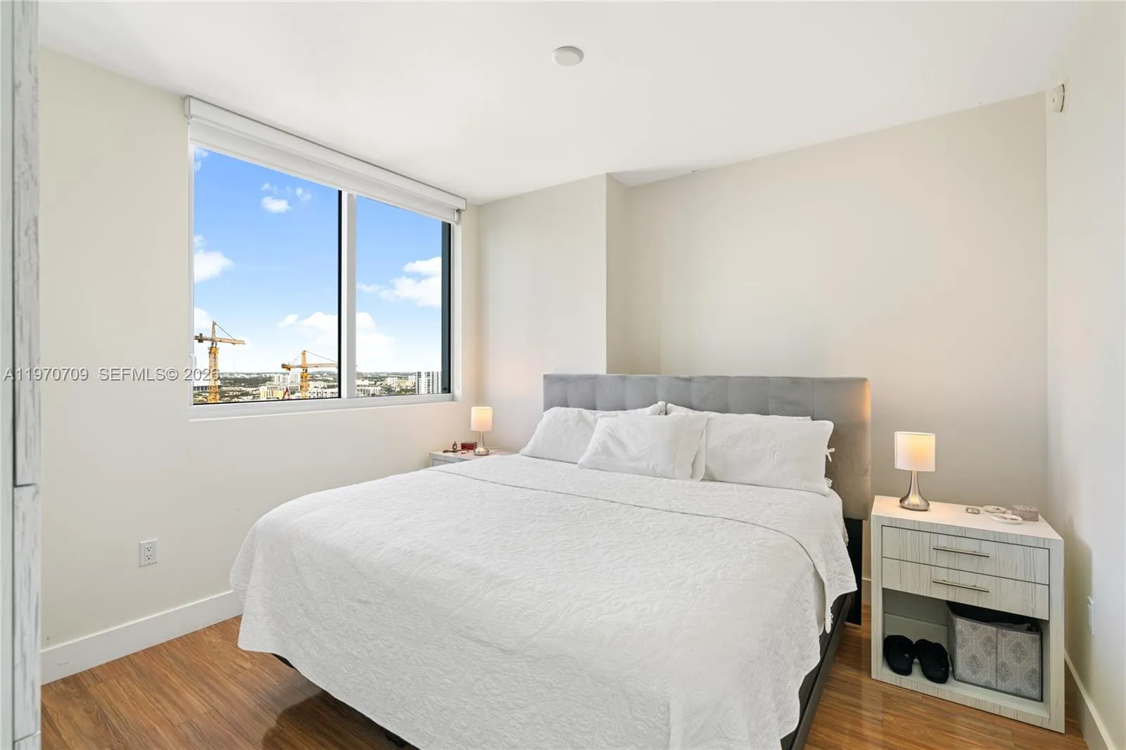92 Sw 3rd St 3409, Miami, Florida 33130, Miami, Florida 33130, 1 Bedroom Bedrooms, ,1 BathroomBathrooms,Residential Lease,For Rent,92 Sw 3rd St 3409, Miami, Florida 33130,A11970709