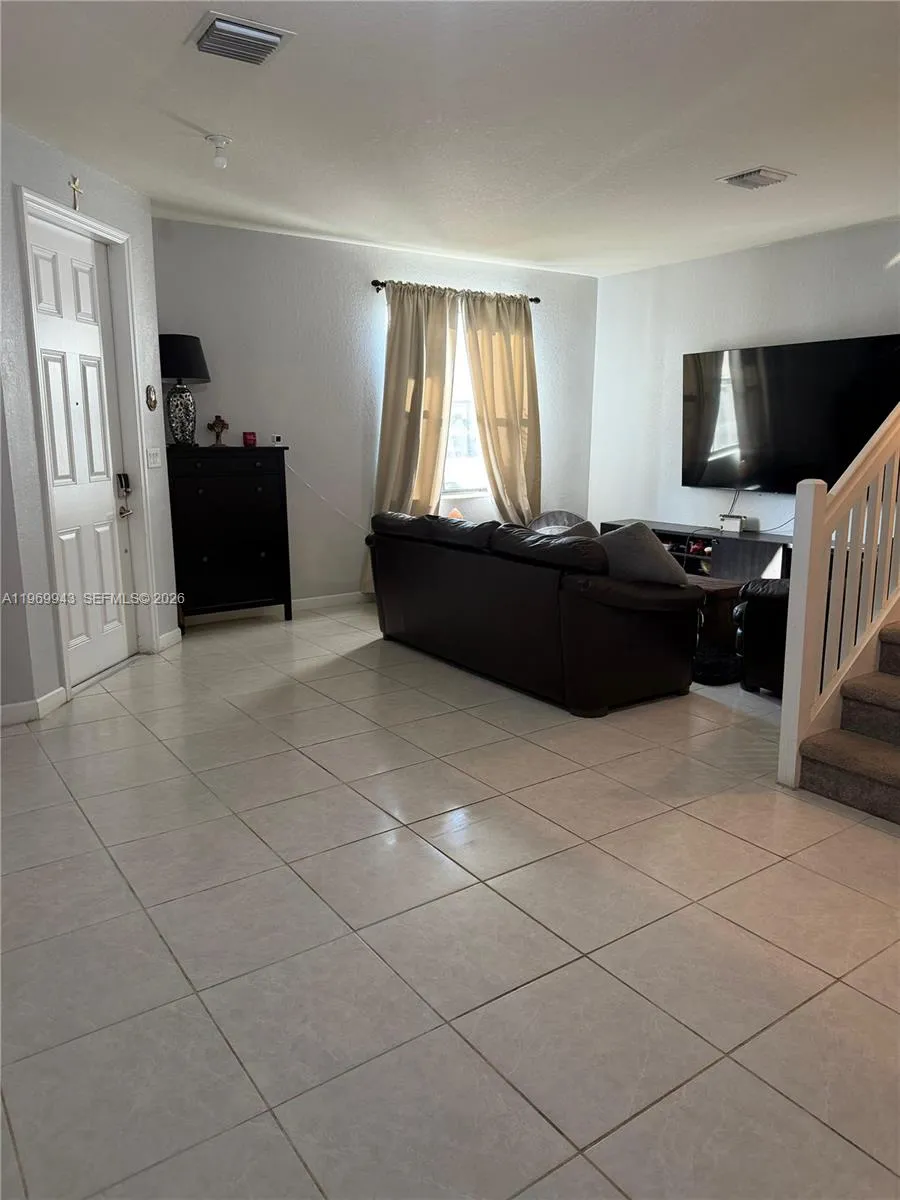 10515 W 33rd Ct, Hialeah, Florida 33018, Hialeah, Florida 33018, 3 Bedrooms Bedrooms, ,2 BathroomsBathrooms,Residential,For Sale,10515 W 33rd Ct, Hialeah, Florida 33018,A11969943