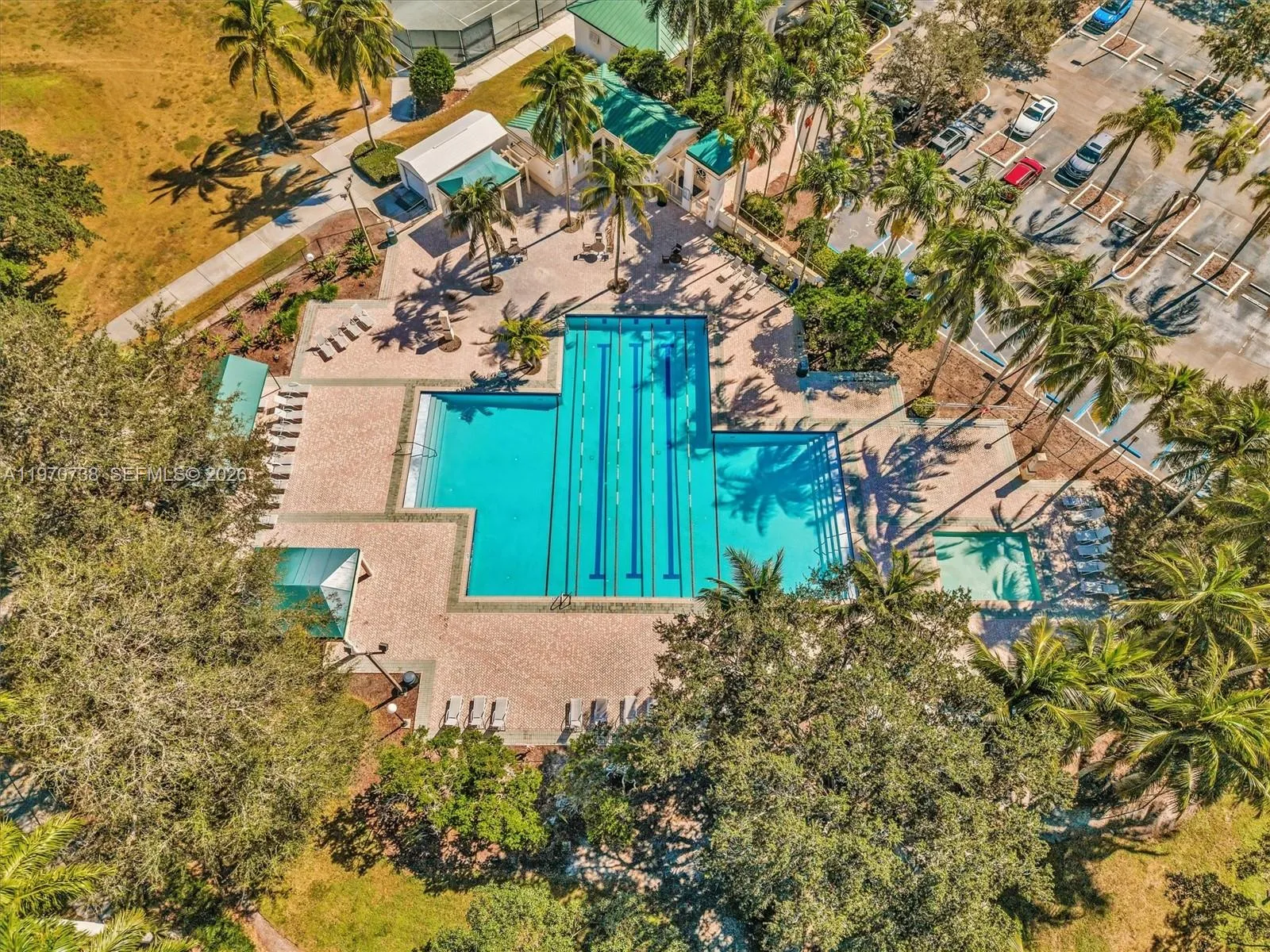 2756 Meadowood Dr 2756, Weston, Florida 33332, Weston, Florida 33332, 5 Bedrooms Bedrooms, ,5 BathroomsBathrooms,Residential Lease,For Rent,2756 Meadowood Dr 2756, Weston, Florida 33332,A11970738