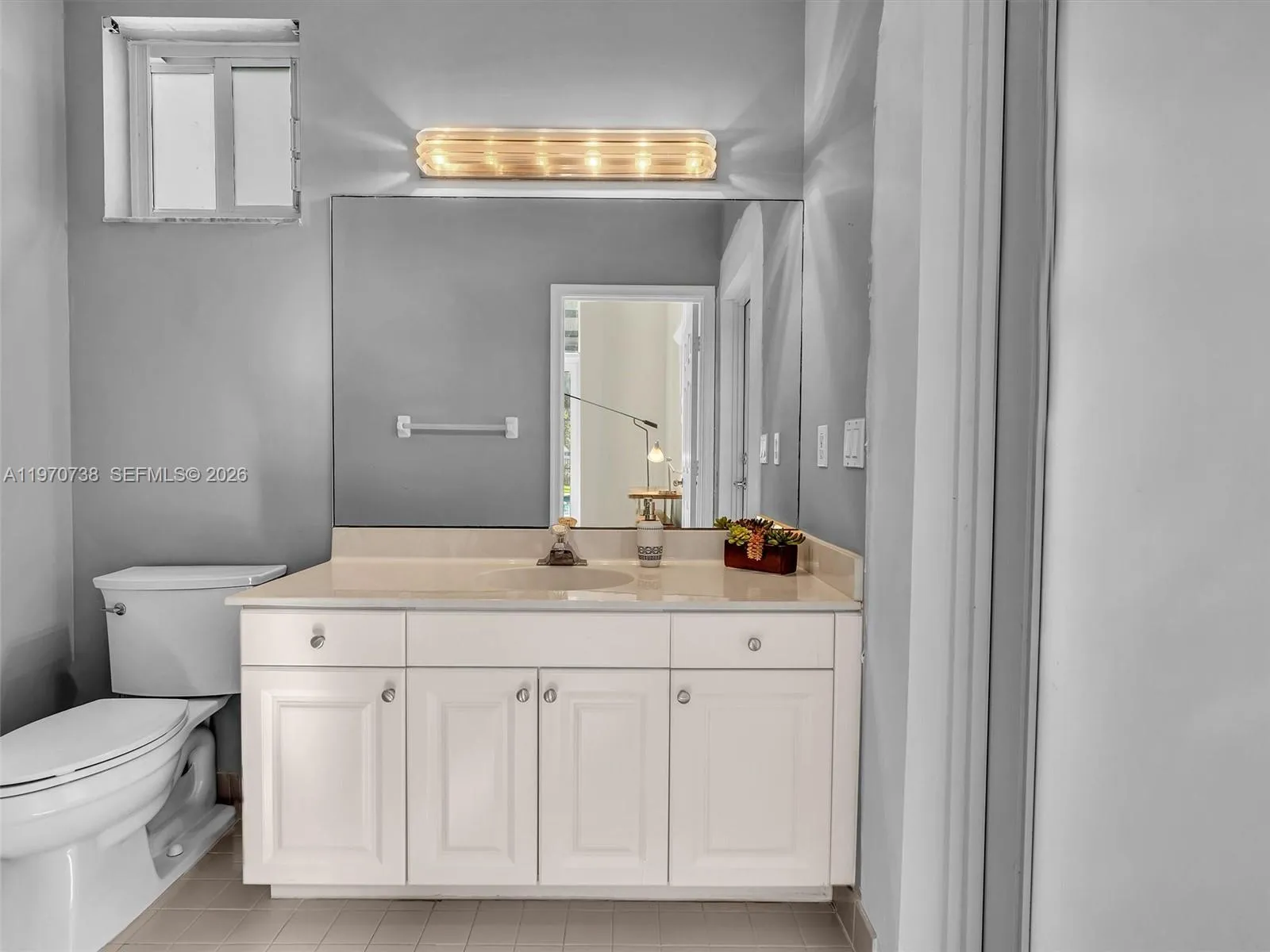 2756 Meadowood Dr 2756, Weston, Florida 33332, Weston, Florida 33332, 5 Bedrooms Bedrooms, ,5 BathroomsBathrooms,Residential Lease,For Rent,2756 Meadowood Dr 2756, Weston, Florida 33332,A11970738