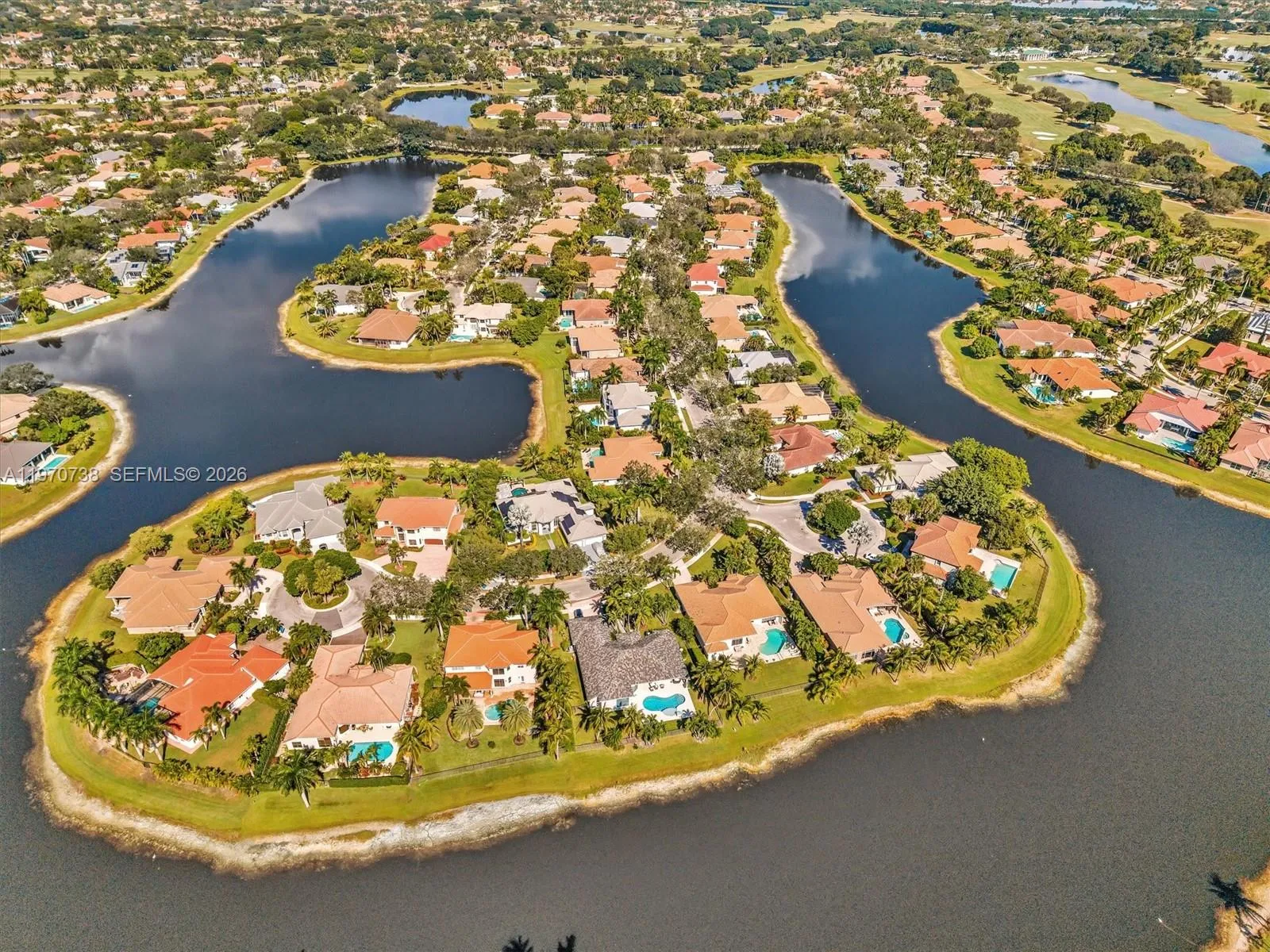 2756 Meadowood Dr 2756, Weston, Florida 33332, Weston, Florida 33332, 5 Bedrooms Bedrooms, ,5 BathroomsBathrooms,Residential Lease,For Rent,2756 Meadowood Dr 2756, Weston, Florida 33332,A11970738