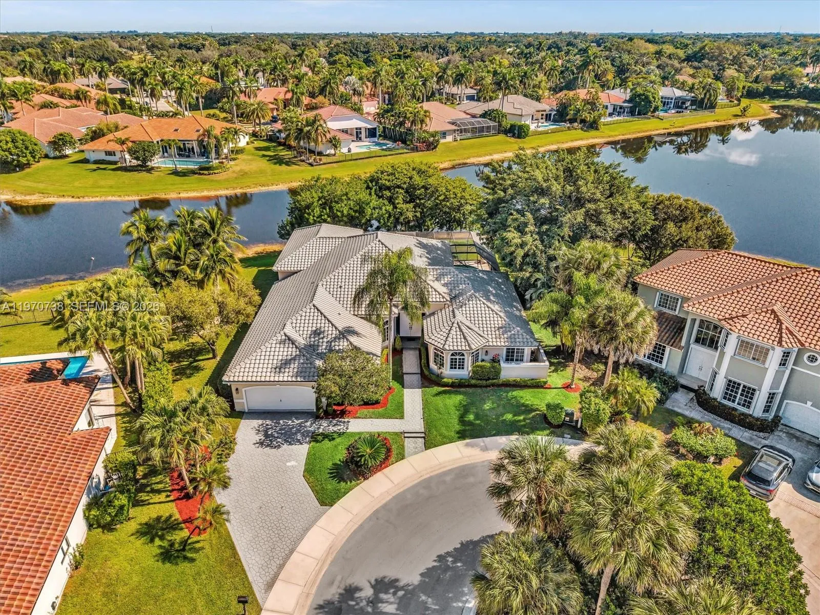 2756 Meadowood Dr 2756, Weston, Florida 33332, Weston, Florida 33332, 5 Bedrooms Bedrooms, ,5 BathroomsBathrooms,Residential Lease,For Rent,2756 Meadowood Dr 2756, Weston, Florida 33332,A11970738