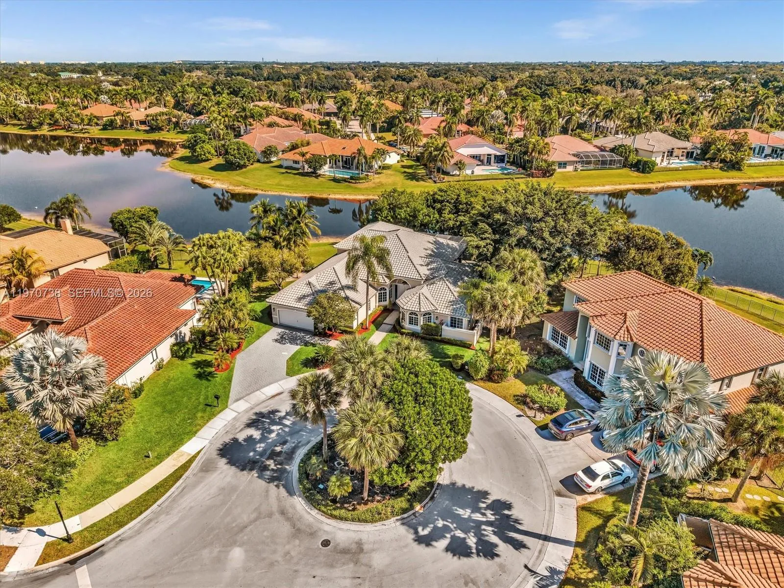 2756 Meadowood Dr 2756, Weston, Florida 33332, Weston, Florida 33332, 5 Bedrooms Bedrooms, ,5 BathroomsBathrooms,Residential Lease,For Rent,2756 Meadowood Dr 2756, Weston, Florida 33332,A11970738