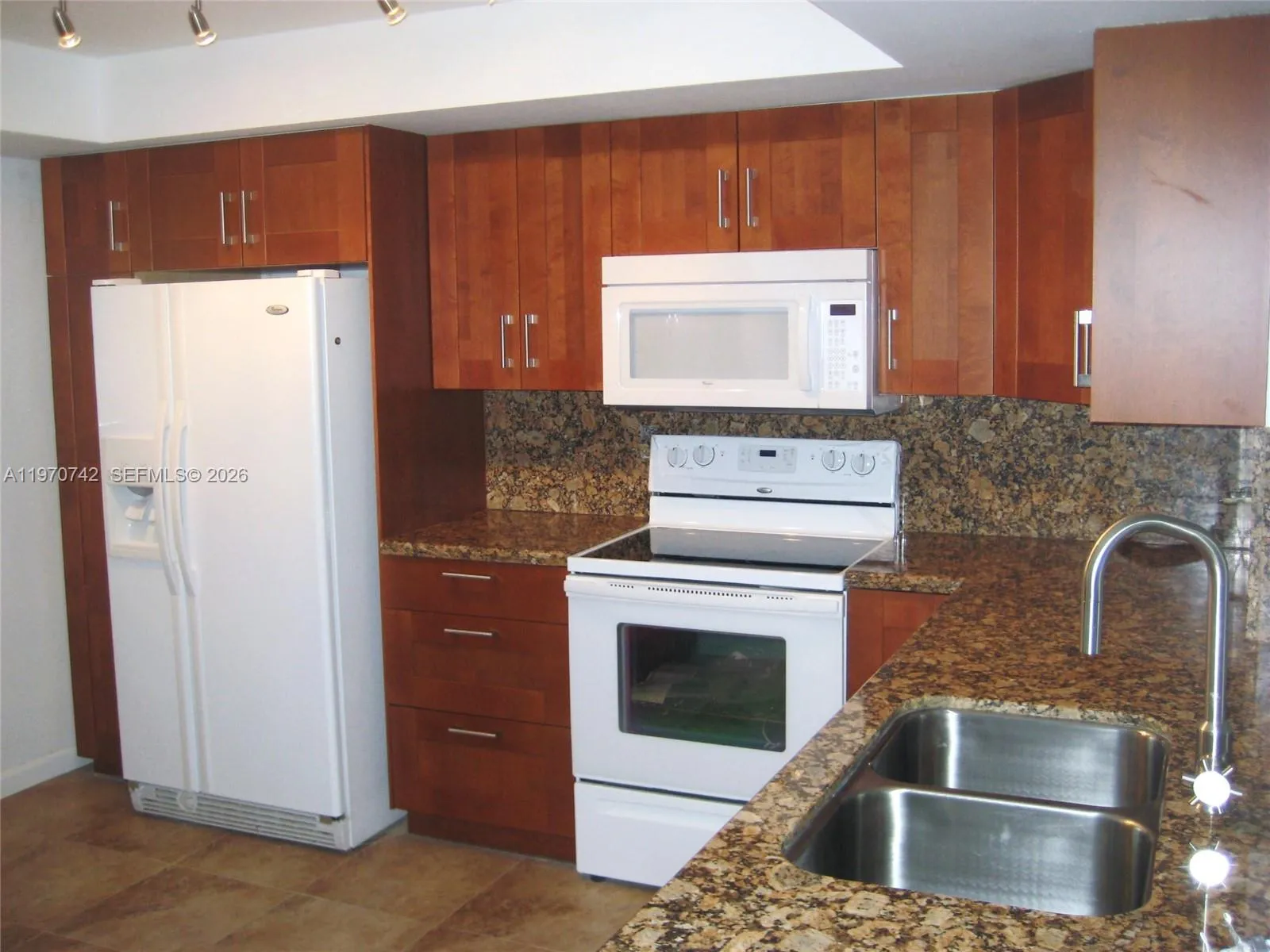 16051 Blatt Blvd 310, Weston, Florida 33326, Weston, Florida 33326, 2 Bedrooms Bedrooms, ,2 BathroomsBathrooms,Residential Lease,For Rent,16051 Blatt Blvd 310, Weston, Florida 33326,A11970742