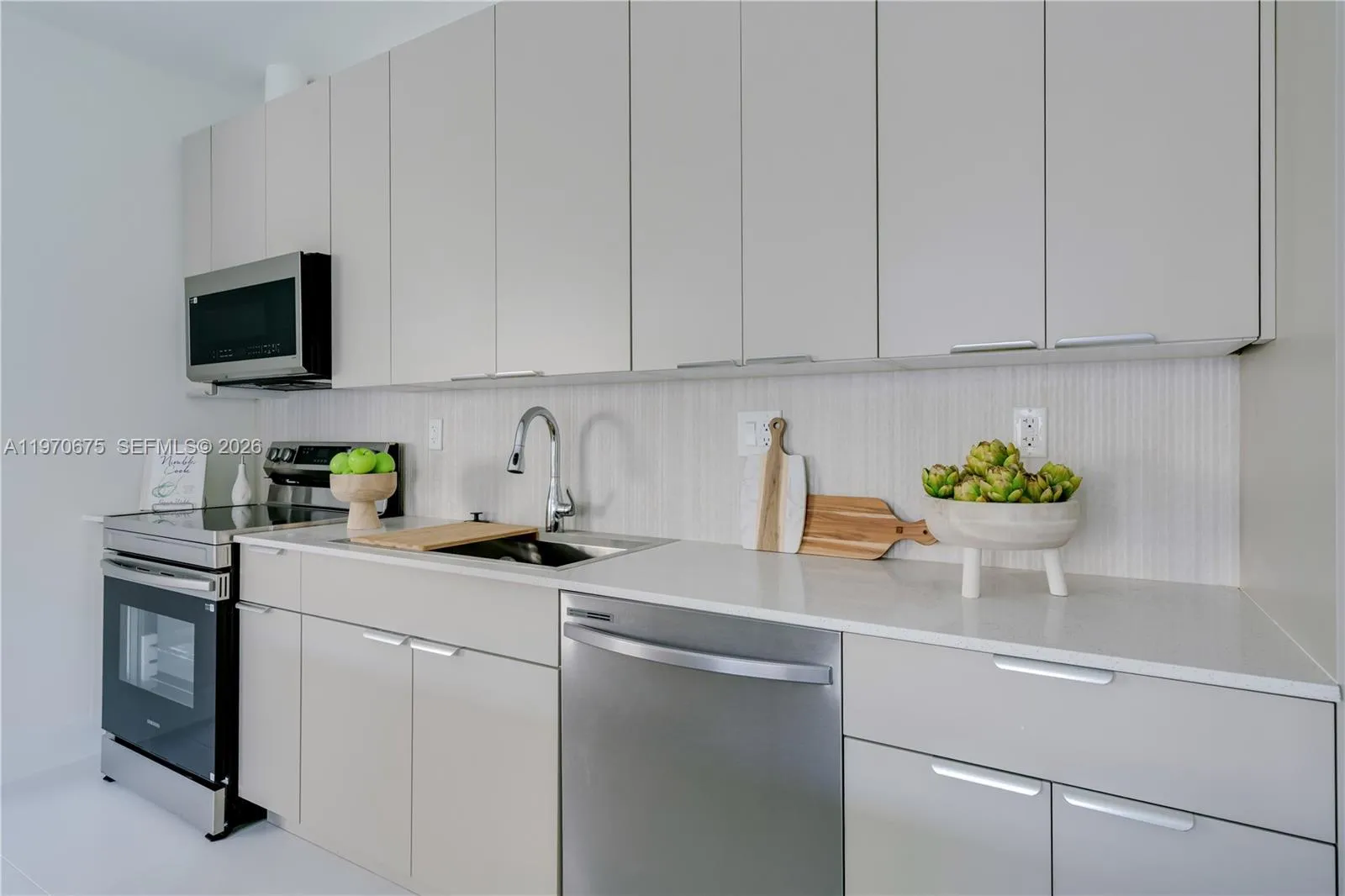 4789 Nw 1st St, Miami, Florida 33126, Miami, Florida 33126, 4 Bedrooms Bedrooms, ,3 BathroomsBathrooms,Residential,For Sale,4789 Nw 1st St, Miami, Florida 33126,A11970675