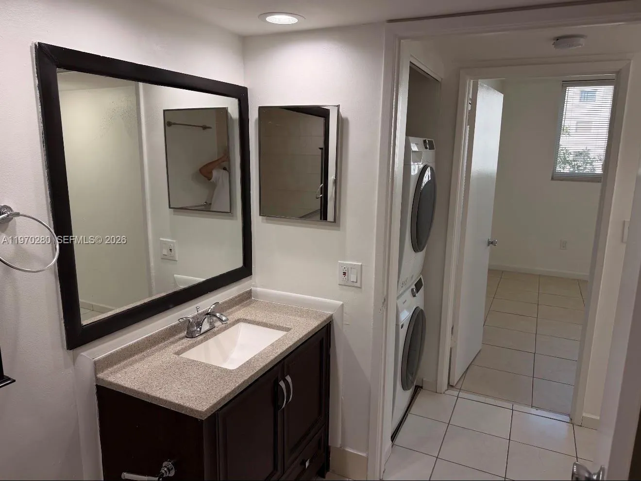 8050 Nw 8th St 1307, Miami, Florida 33126, Miami, Florida 33126, 1 Bedroom Bedrooms, ,1 BathroomBathrooms,Residential,For Sale,8050 Nw 8th St 1307, Miami, Florida 33126,A11970280