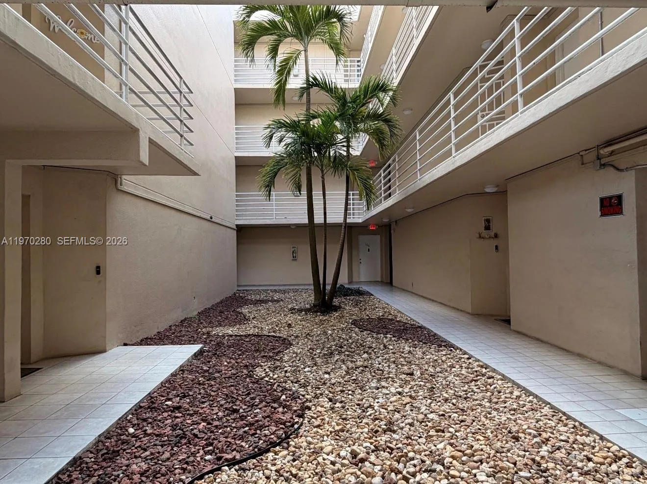 8050 Nw 8th St 1307, Miami, Florida 33126, Miami, Florida 33126, 1 Bedroom Bedrooms, ,1 BathroomBathrooms,Residential,For Sale,8050 Nw 8th St 1307, Miami, Florida 33126,A11970280
