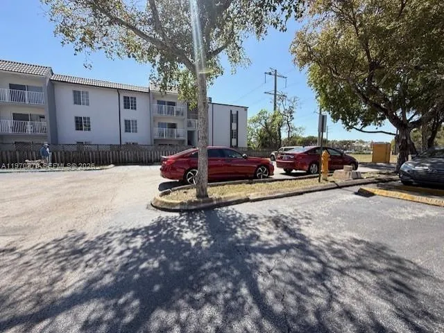 5020 Nw 79th Ave 203, Doral, Florida 33166, Doral, Florida 33166, 2 Bedrooms Bedrooms, ,2 BathroomsBathrooms,Residential Lease,For Rent,5020 Nw 79th Ave 203, Doral, Florida 33166,A11970770