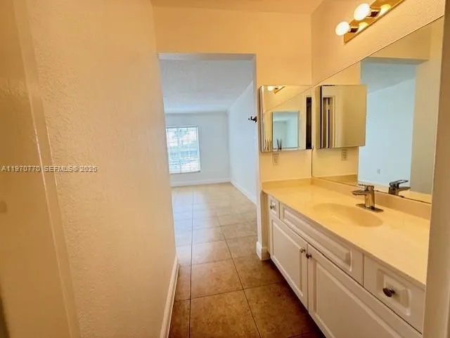 5020 Nw 79th Ave 203, Doral, Florida 33166, Doral, Florida 33166, 2 Bedrooms Bedrooms, ,2 BathroomsBathrooms,Residential Lease,For Rent,5020 Nw 79th Ave 203, Doral, Florida 33166,A11970770