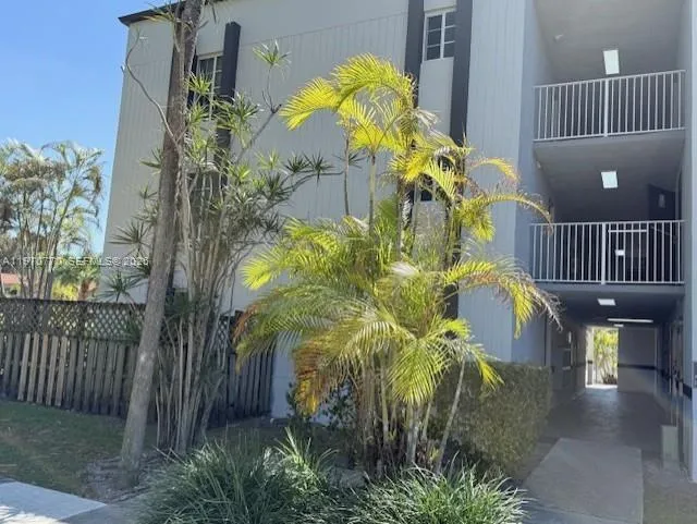 5020 Nw 79th Ave 203, Doral, Florida 33166, Doral, Florida 33166, 2 Bedrooms Bedrooms, ,2 BathroomsBathrooms,Residential Lease,For Rent,5020 Nw 79th Ave 203, Doral, Florida 33166,A11970770