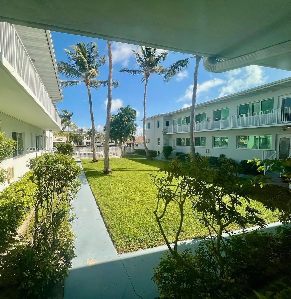7207 Bay Drive #25, Miami Beach, Florida 33141, Miami Beach, Florida 33141, 2 Bedrooms Bedrooms, ,1 BathroomBathrooms,Residential,For Sale,7207 Bay Drive #25, Miami Beach, Florida 33141,A11967414