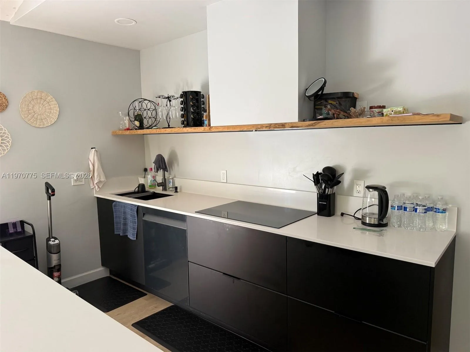 364 Fairway Cir 42, Weston, Florida 33326, Weston, Florida 33326, 2 Bedrooms Bedrooms, ,2 BathroomsBathrooms,Residential,For Sale,364 Fairway Cir 42, Weston, Florida 33326,A11970775