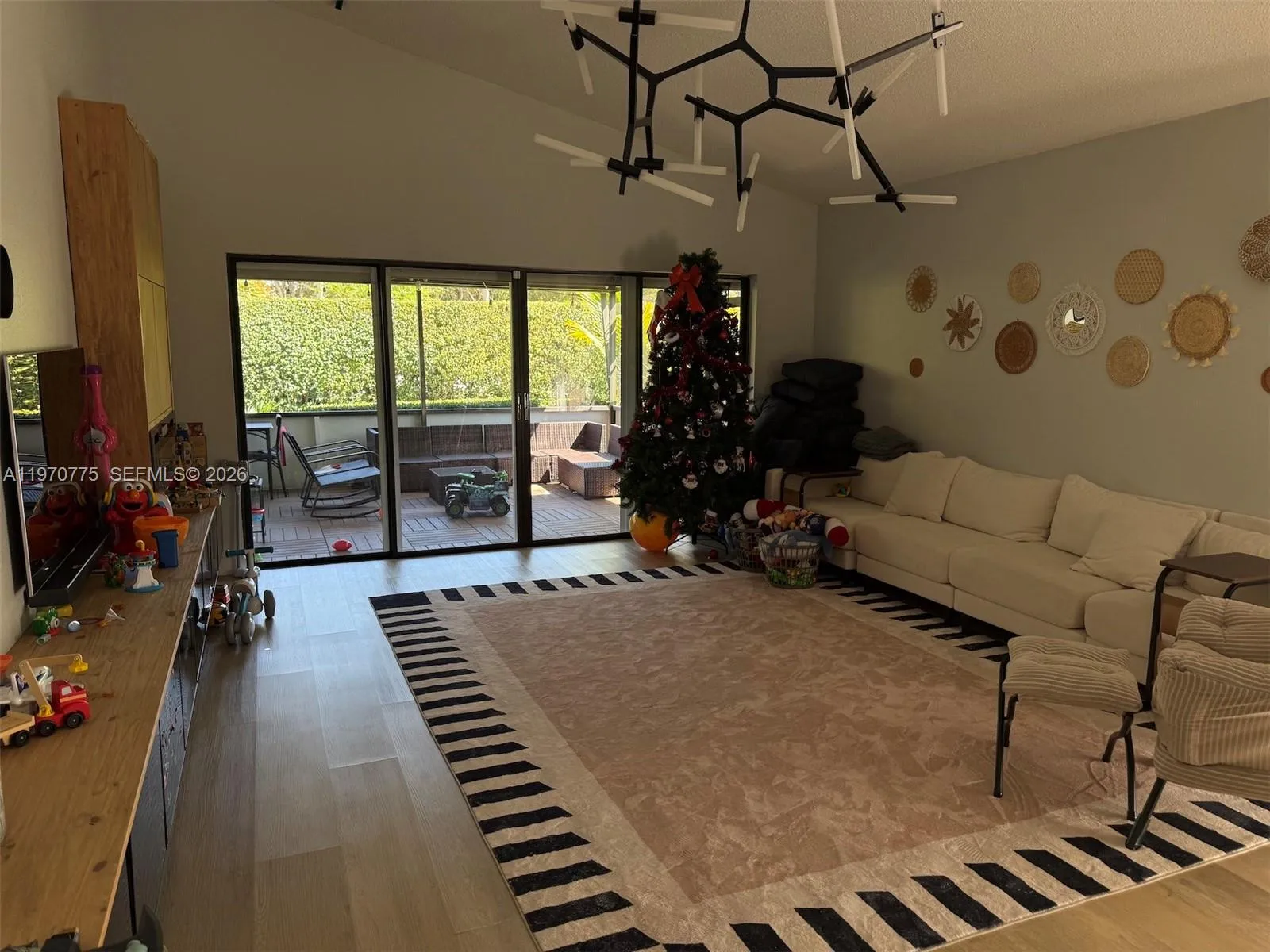 364 Fairway Cir 42, Weston, Florida 33326, Weston, Florida 33326, 2 Bedrooms Bedrooms, ,2 BathroomsBathrooms,Residential,For Sale,364 Fairway Cir 42, Weston, Florida 33326,A11970775