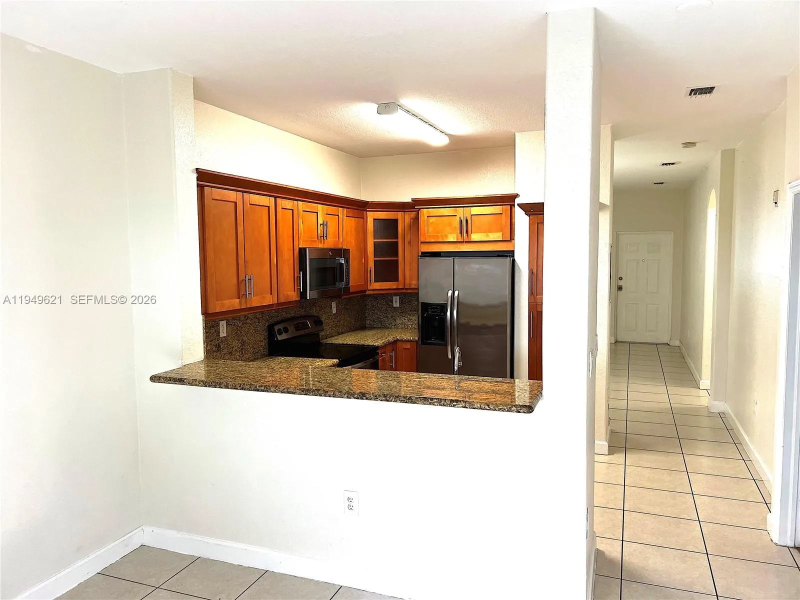1660 Se 29th St 101, Homestead, Florida 33035, Homestead, Florida 33035, 3 Bedrooms Bedrooms, ,2 BathroomsBathrooms,Residential Lease,For Rent,1660 Se 29th St 101, Homestead, Florida 33035,A11949621