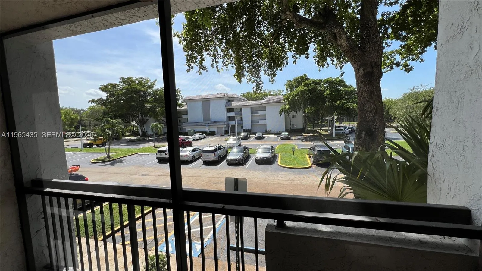 711 N Pine Island Rd 211, Plantation, Florida 3332, Plantation, Florida 33324, 1 Bedroom Bedrooms, ,1 BathroomBathrooms,Residential,For Sale,711 N Pine Island Rd 211, Plantation, Florida 3332,A11965435