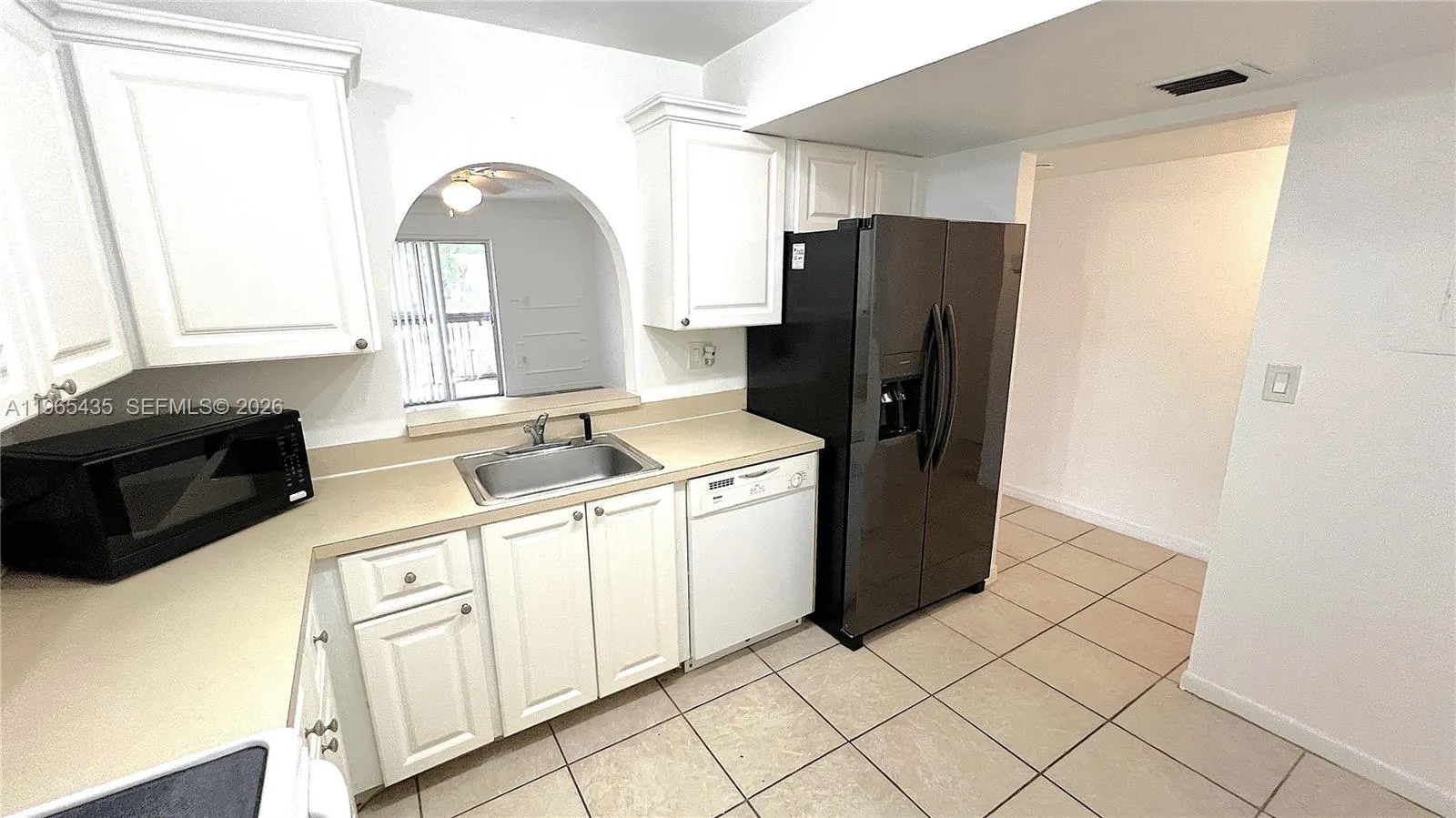 711 N Pine Island Rd 211, Plantation, Florida 3332, Plantation, Florida 33324, 1 Bedroom Bedrooms, ,1 BathroomBathrooms,Residential,For Sale,711 N Pine Island Rd 211, Plantation, Florida 3332,A11965435
