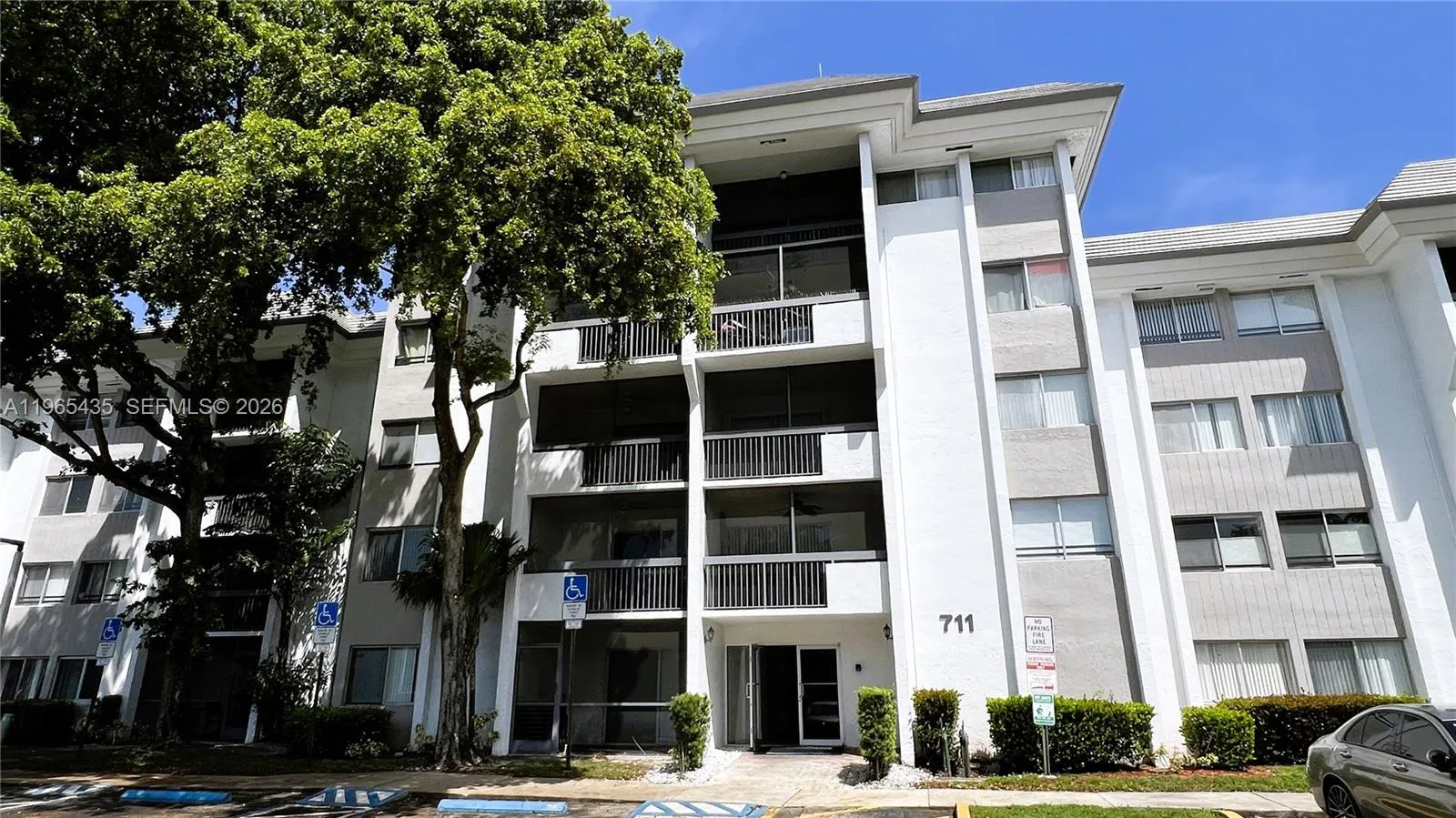 711 N Pine Island Rd 211, Plantation, Florida 3332, Plantation, Florida 33324, 1 Bedroom Bedrooms, ,1 BathroomBathrooms,Residential,For Sale,711 N Pine Island Rd 211, Plantation, Florida 3332,A11965435