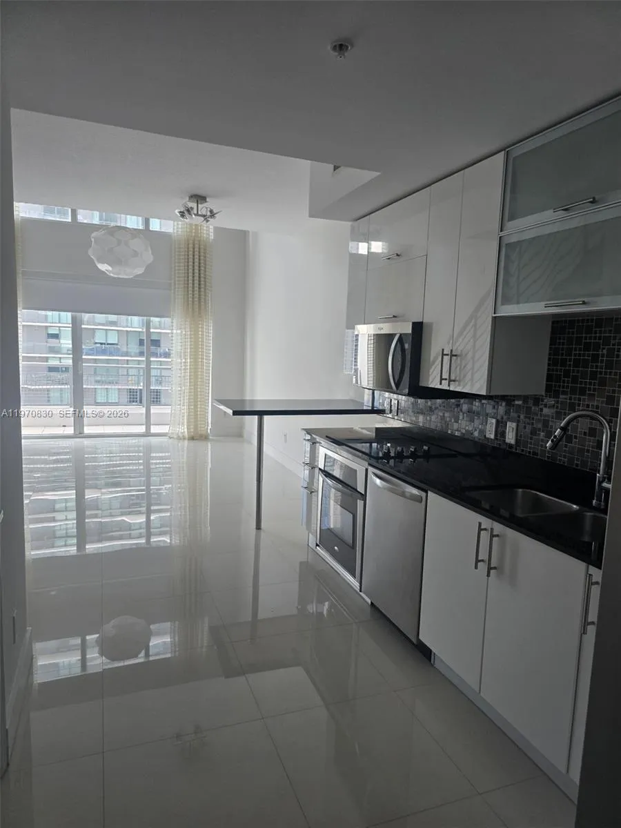 60 Sw 13th St 3218, Miami, Florida 33130, Miami, Florida 33130, 1 Bedroom Bedrooms, ,1 BathroomBathrooms,Residential Lease,For Rent,60 Sw 13th St 3218, Miami, Florida 33130,A11970830