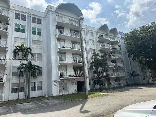 484 Nw 165th St Rd A415, Miami, Florida 33169, Miami, Florida 33169, 2 Bedrooms Bedrooms, ,2 BathroomsBathrooms,Residential Lease,For Rent,484 Nw 165th St Rd A415, Miami, Florida 33169,A11970389