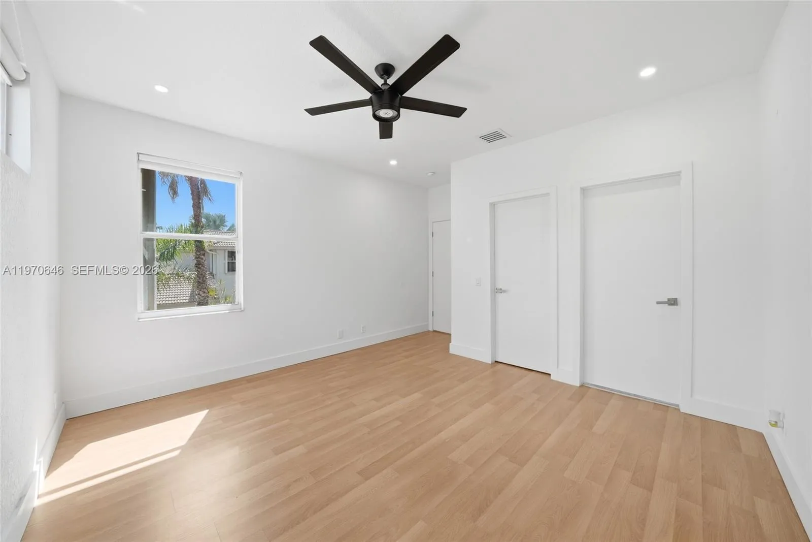 1887 Harbor View Cir, Weston, Florida 33327, Weston, Florida 33327, 6 Bedrooms Bedrooms, ,4 BathroomsBathrooms,Residential,For Sale,1887 Harbor View Cir, Weston, Florida 33327,A11970646