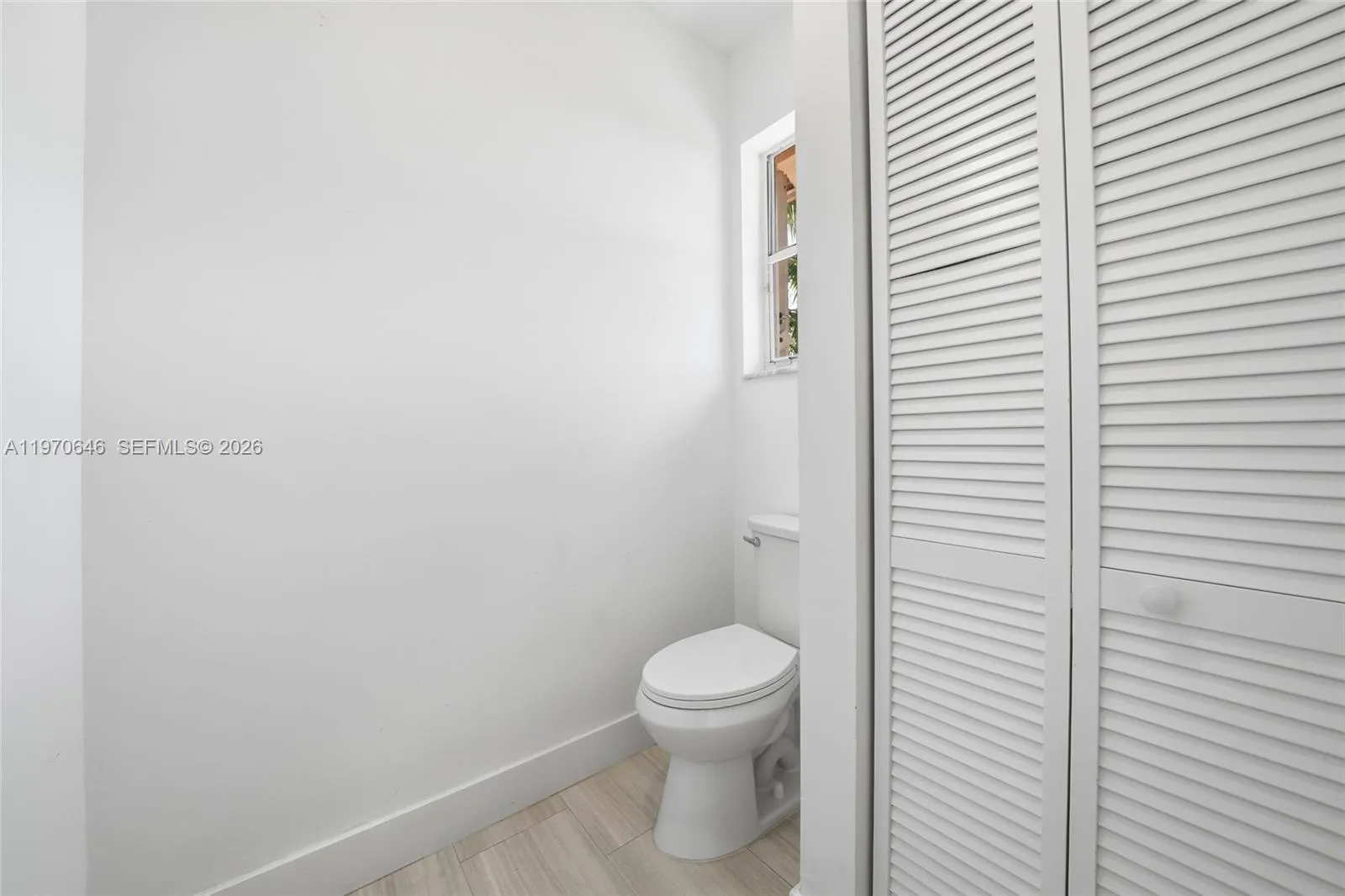 1887 Harbor View Cir, Weston, Florida 33327, Weston, Florida 33327, 6 Bedrooms Bedrooms, ,4 BathroomsBathrooms,Residential,For Sale,1887 Harbor View Cir, Weston, Florida 33327,A11970646