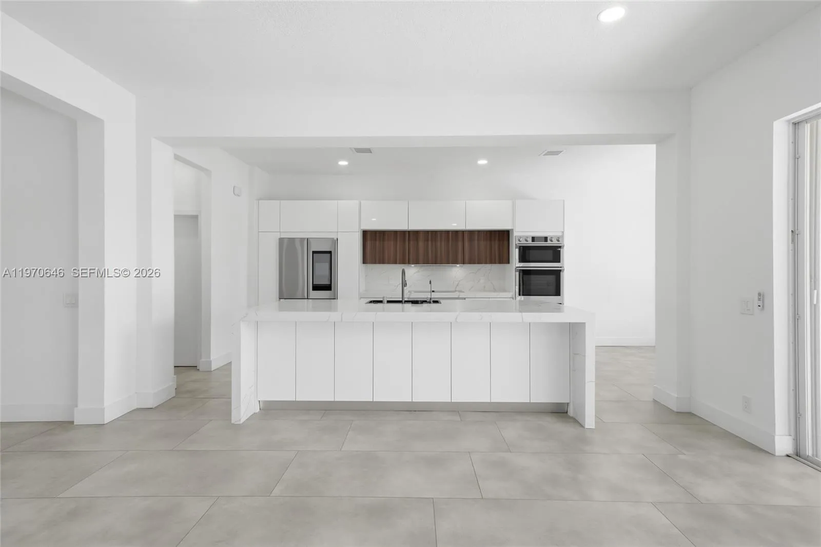 1887 Harbor View Cir, Weston, Florida 33327, Weston, Florida 33327, 6 Bedrooms Bedrooms, ,4 BathroomsBathrooms,Residential,For Sale,1887 Harbor View Cir, Weston, Florida 33327,A11970646