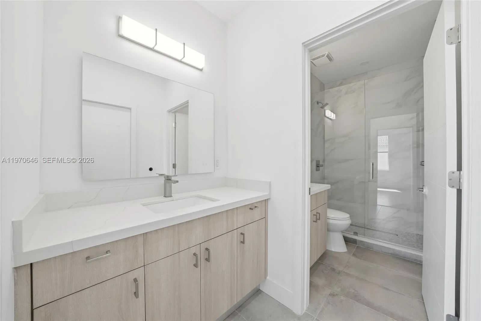 1887 Harbor View Cir, Weston, Florida 33327, Weston, Florida 33327, 6 Bedrooms Bedrooms, ,4 BathroomsBathrooms,Residential,For Sale,1887 Harbor View Cir, Weston, Florida 33327,A11970646
