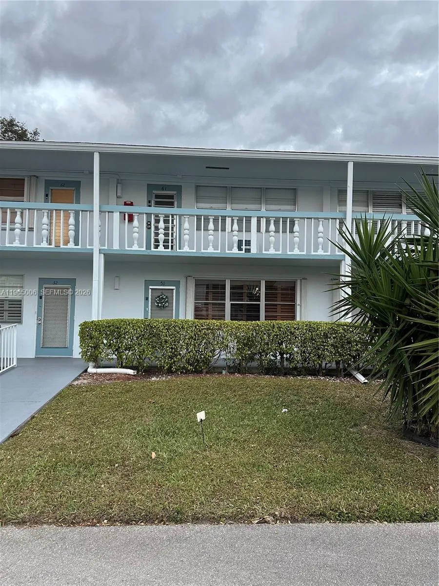 51 Prescott C 51, Deerfield Beach, Florida 33442, Deerfield Beach, Florida 33442, 1 Bedroom Bedrooms, 3 Rooms Rooms,1 BathroomBathrooms,Residential,For Sale,51 Prescott C 51, Deerfield Beach, Florida 33442,A11965006