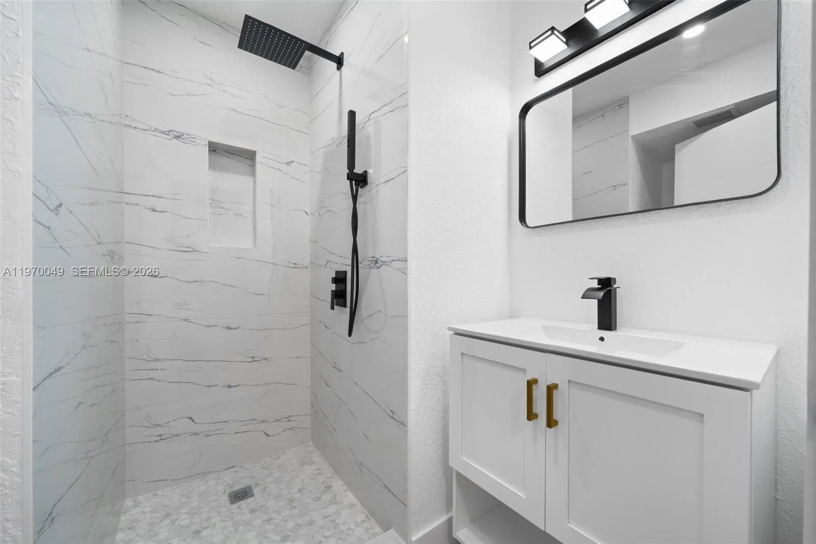 2241 Hope St, Hollywood, Florida 33020, Hollywood, Florida 33020, 3 Bedrooms Bedrooms, ,2 BathroomsBathrooms,Residential,For Sale,2241 Hope St, Hollywood, Florida 33020,A11970049