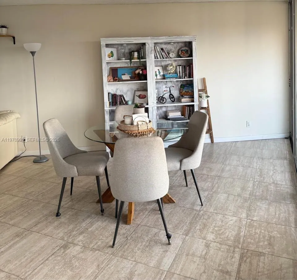 6911 Environ Blvd 8l, Lauderhill, Florida 33319, Lauderhill, Florida 33319, 2 Bedrooms Bedrooms, 1 Room Rooms,2 BathroomsBathrooms,Residential,For Sale,6911 Environ Blvd 8l, Lauderhill, Florida 33319,A11970905