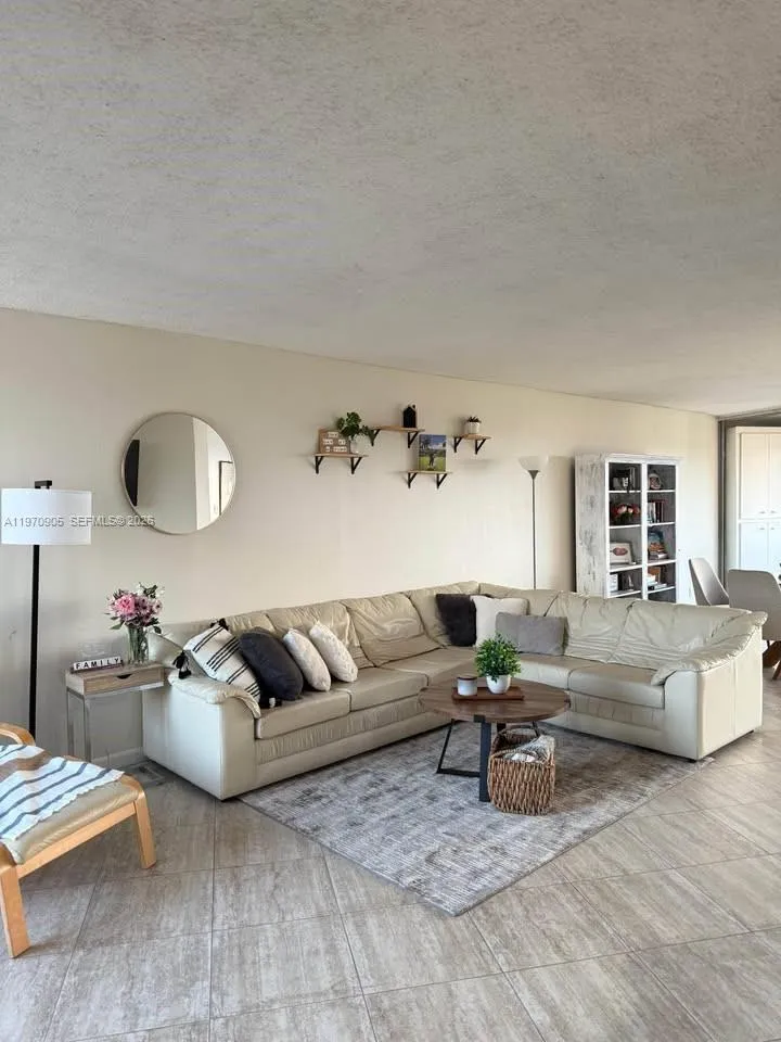 6911 Environ Blvd 8l, Lauderhill, Florida 33319, Lauderhill, Florida 33319, 2 Bedrooms Bedrooms, 1 Room Rooms,2 BathroomsBathrooms,Residential,For Sale,6911 Environ Blvd 8l, Lauderhill, Florida 33319,A11970905