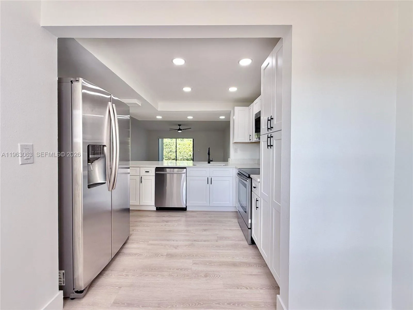 10180 Nw 41 99-9, Doral, Florida 33178, Doral, Florida 33178, 2 Bedrooms Bedrooms, ,2 BathroomsBathrooms,Residential,For Sale,10180 Nw 41 99-9, Doral, Florida 33178,A11963063