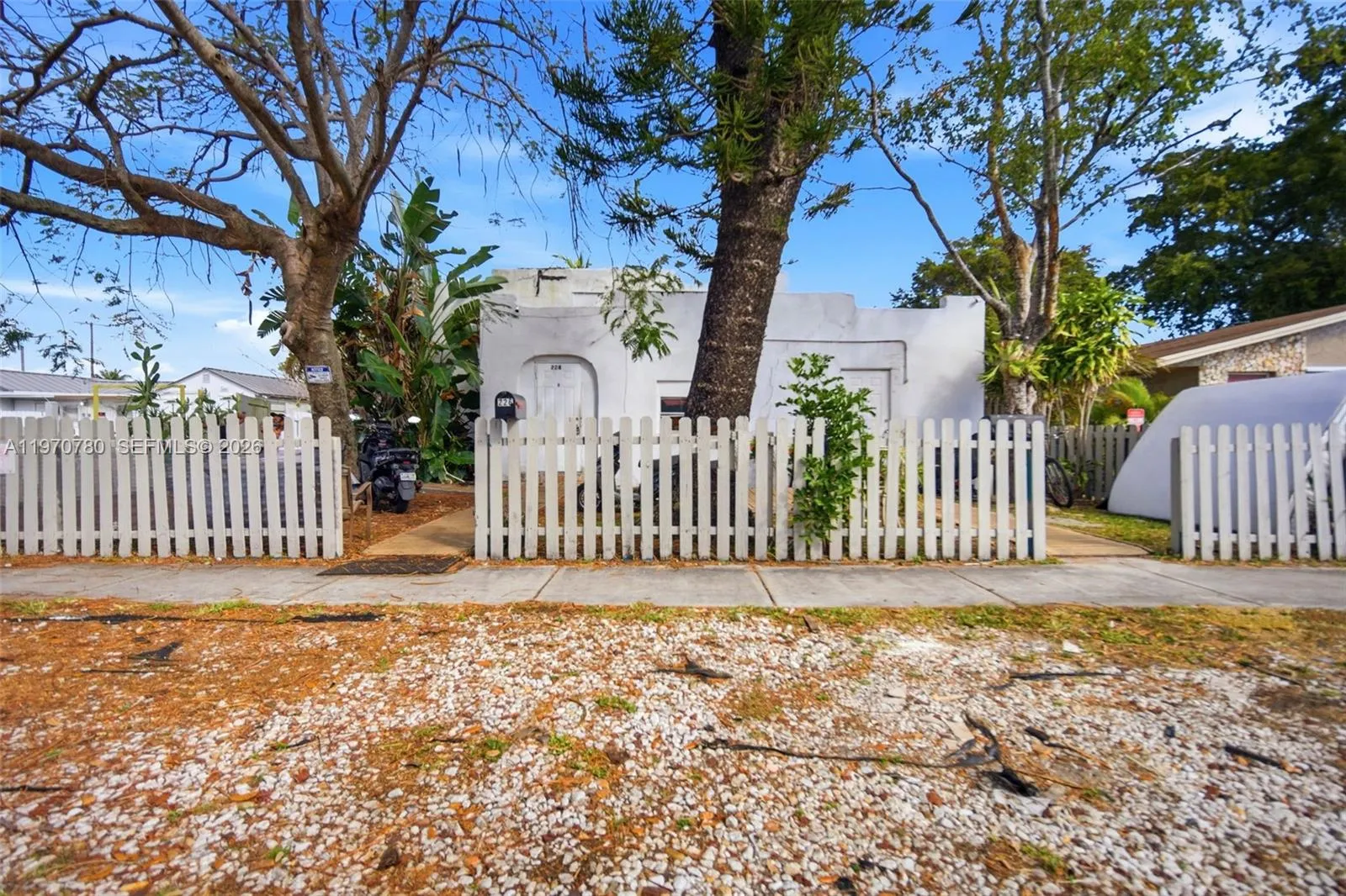 224 Sw 14th St, Dania Beach, Florida 33004, Dania Beach, Florida 33004, ,Residential Income,For Sale,224 Sw 14th St, Dania Beach, Florida 33004,A11970780