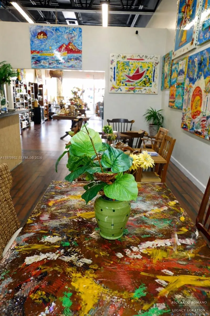 2000 Harrison Street #2, Hollywood, Florida 33020, Hollywood, Florida 33020, ,Business Opportunity,For Sale,2000 Harrison Street #2, Hollywood, Florida 33020,A11970952