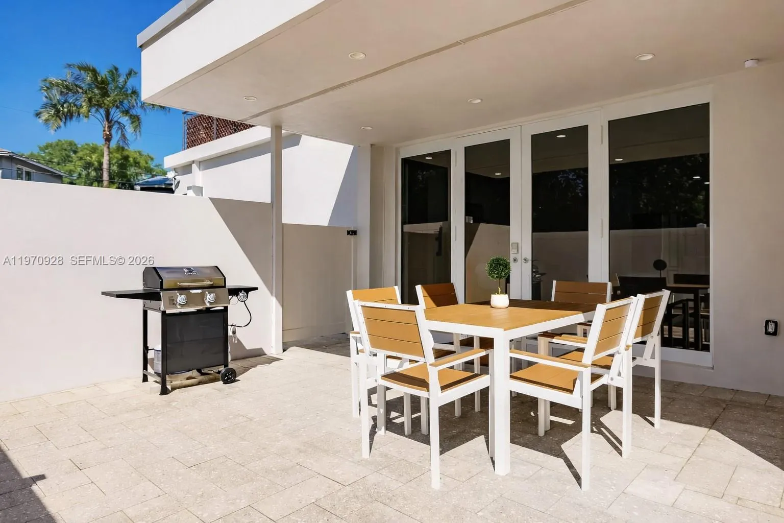 417 Sw 15th St, Fort Lauderdale, Florida 33315, Fort Lauderdale, Florida 33315, 7 Bedrooms Bedrooms, ,5 BathroomsBathrooms,Residential,For Sale,417 Sw 15th St, Fort Lauderdale, Florida 33315,A11970928