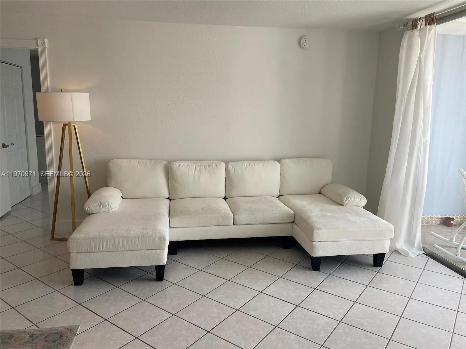 7705 Abbott Ave 502, Miami Beach, Florida 33141, Miami Beach, Florida 33141, 2 Bedrooms Bedrooms, ,2 BathroomsBathrooms,Residential Lease,For Rent,7705 Abbott Ave 502, Miami Beach, Florida 33141,A11970971