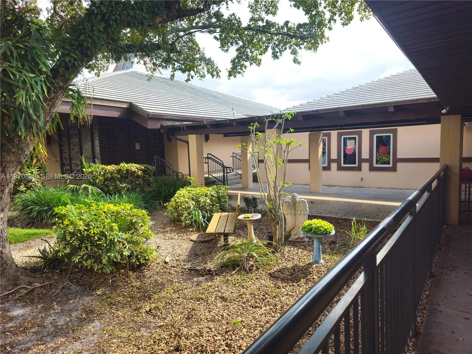 6701 S Miami Lakeway S, Miami Lakes, Florida 33014, Miami Lakes, Florida 33014, ,Commercial Sale,For Sale,6701 S Miami Lakeway S, Miami Lakes, Florida 33014,A11970838