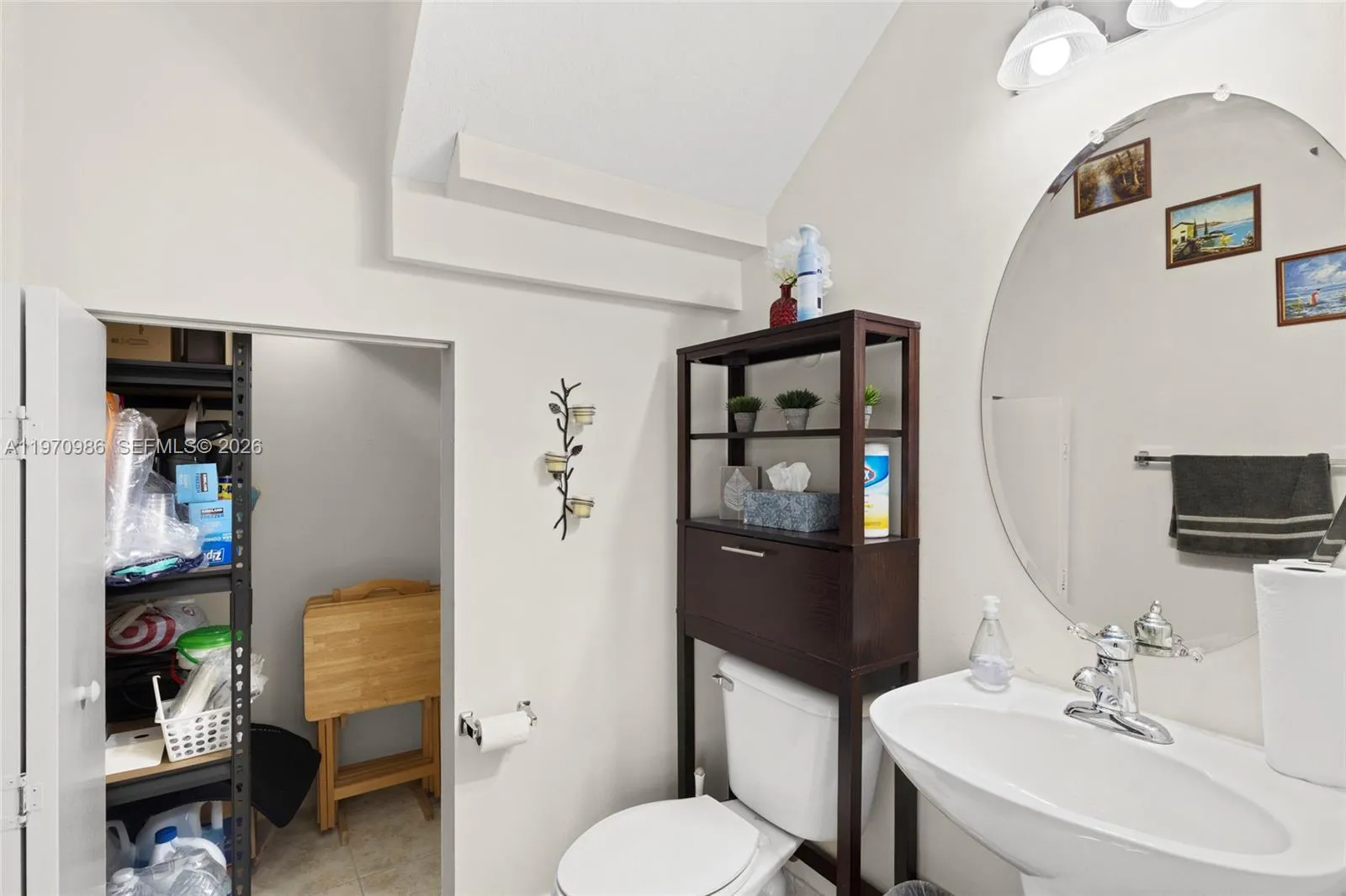 1/2 bathroom first floor