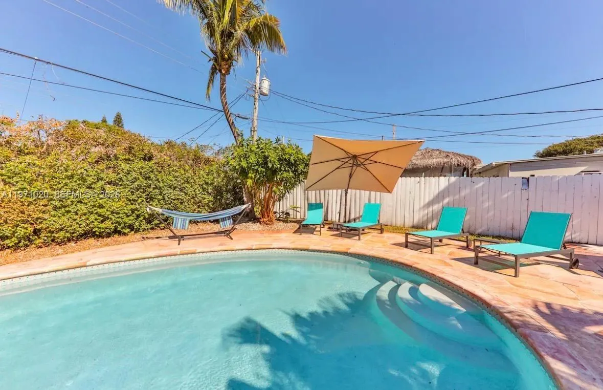 Miami, Florida 33180, 5 Bedrooms Bedrooms, ,2 BathroomsBathrooms,Residential,For Sale,A11971020