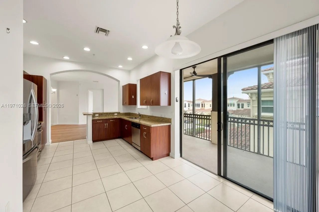 2900 Nw 125th Ave 3-416, Sunrise, Florida 33323, Sunrise, Florida 33323, 3 Bedrooms Bedrooms, ,3 BathroomsBathrooms,Residential,For Sale,2900 Nw 125th Ave 3-416, Sunrise, Florida 33323,A11971026