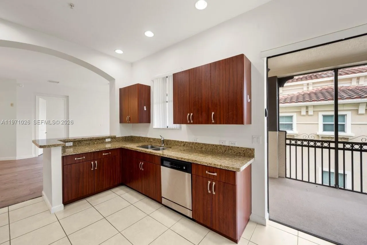 2900 Nw 125th Ave 3-416, Sunrise, Florida 33323, Sunrise, Florida 33323, 3 Bedrooms Bedrooms, ,3 BathroomsBathrooms,Residential,For Sale,2900 Nw 125th Ave 3-416, Sunrise, Florida 33323,A11971026