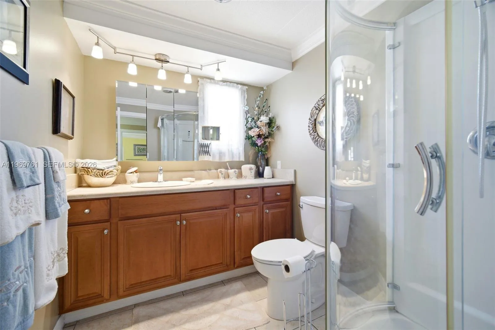 2605 E Marina Dr, Dania Beach, Florida 33312, Dania Beach, Florida 33312, 3 Bedrooms Bedrooms, ,2 BathroomsBathrooms,Residential,For Sale,2605 E Marina Dr, Dania Beach, Florida 33312,A11969761