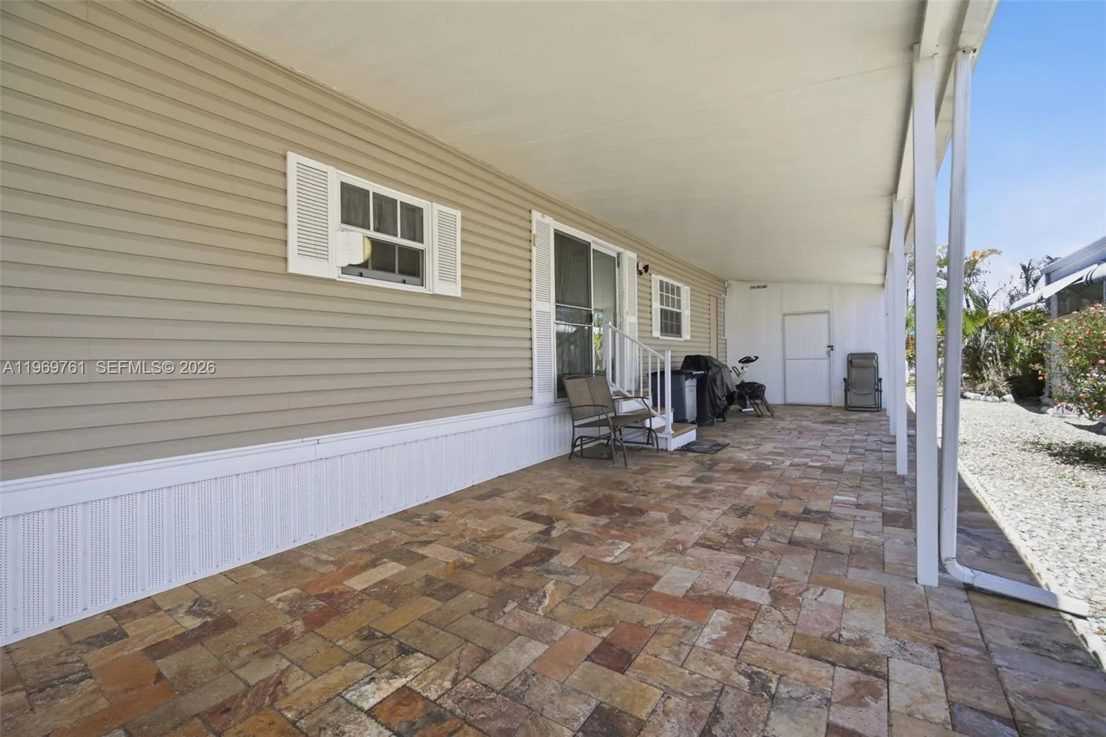 2605 E Marina Dr, Dania Beach, Florida 33312, Dania Beach, Florida 33312, 3 Bedrooms Bedrooms, ,2 BathroomsBathrooms,Residential,For Sale,2605 E Marina Dr, Dania Beach, Florida 33312,A11969761