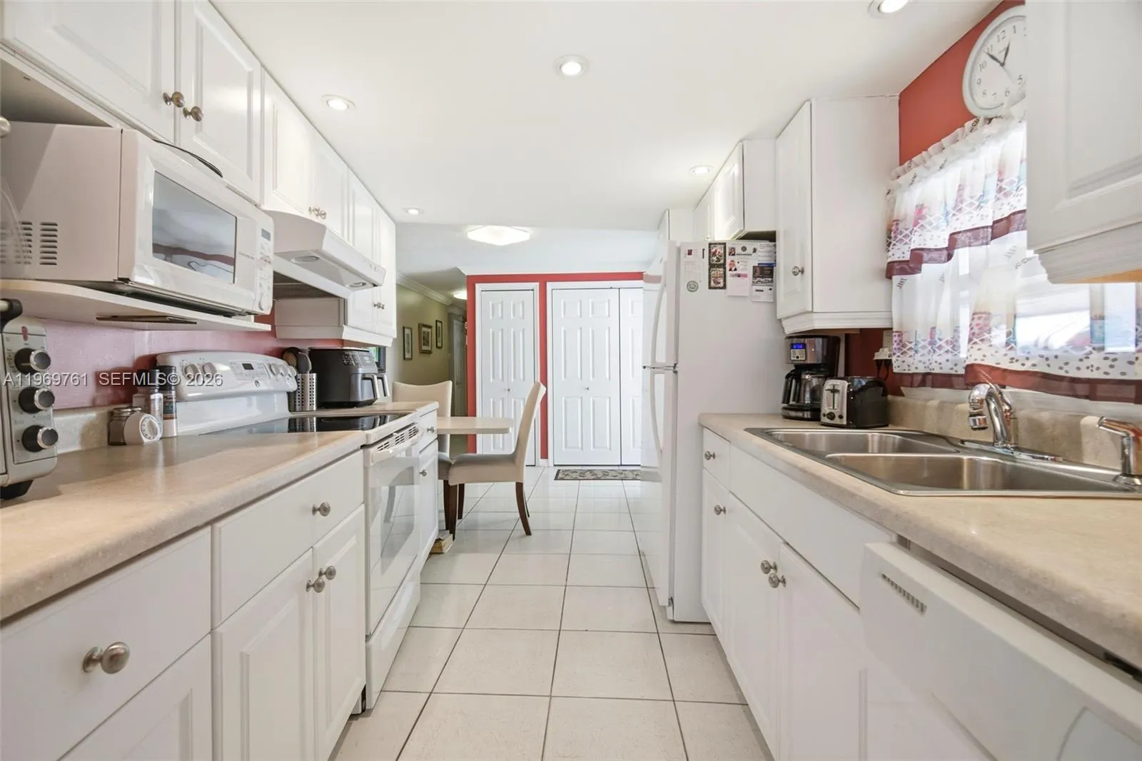 2605 E Marina Dr, Dania Beach, Florida 33312, Dania Beach, Florida 33312, 3 Bedrooms Bedrooms, ,2 BathroomsBathrooms,Residential,For Sale,2605 E Marina Dr, Dania Beach, Florida 33312,A11969761