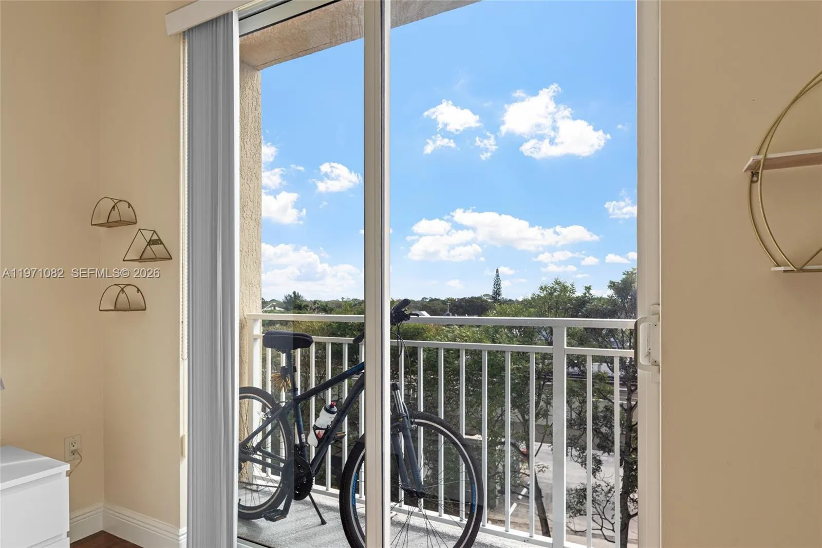 7275 Sw 90th Way 404, Miami, Florida 33156, Miami, Florida 33156, 2 Bedrooms Bedrooms, ,2 BathroomsBathrooms,Residential,For Sale,7275 Sw 90th Way 404, Miami, Florida 33156,A11971082