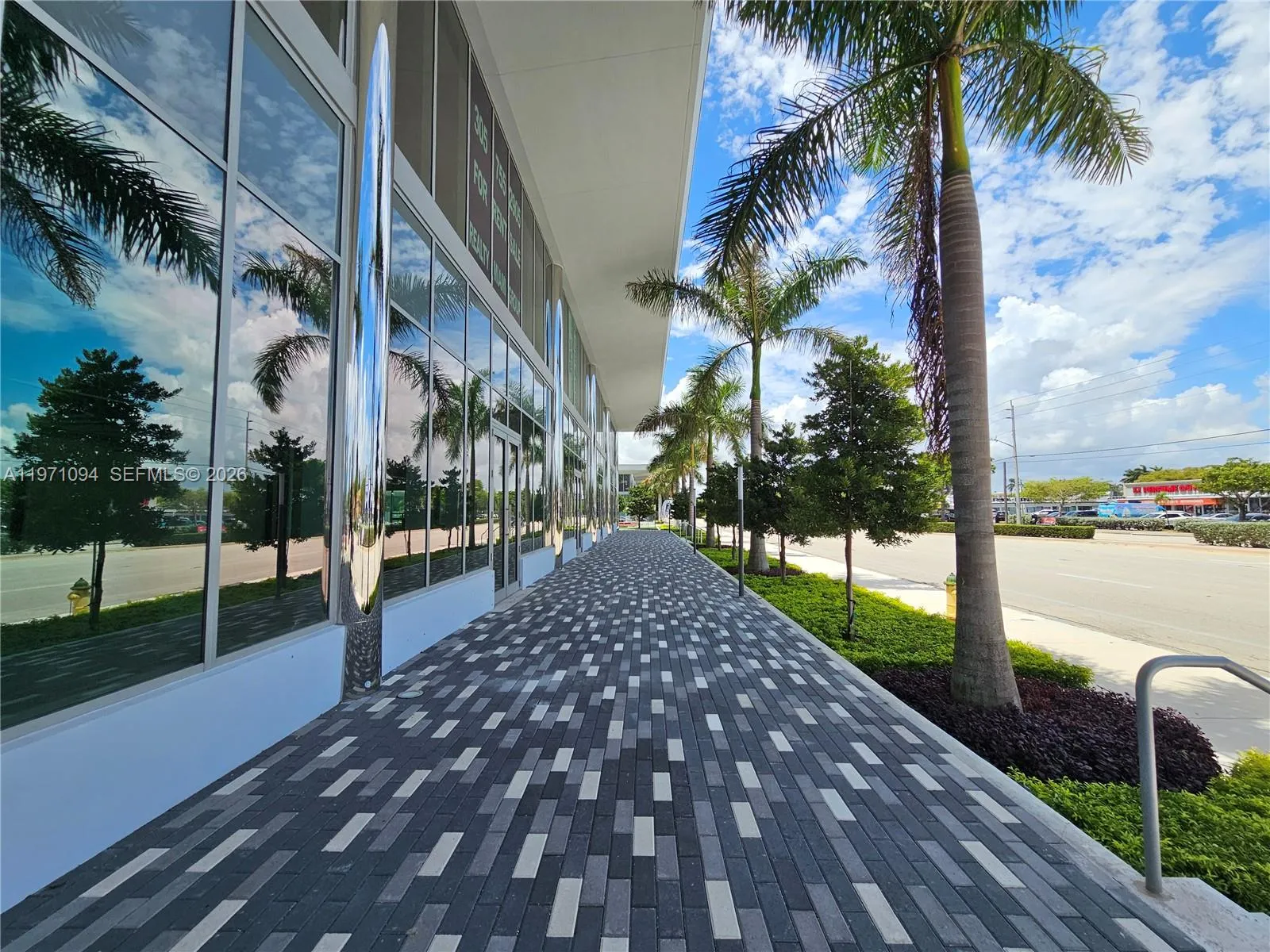 1006 E Hallandale Beach Blvd 4-205, Hallandale Bea, Hallandale Beach, Florida 33009, ,Commercial Sale,For Sale,1006 E Hallandale Beach Blvd 4-205, Hallandale Bea,A11971094