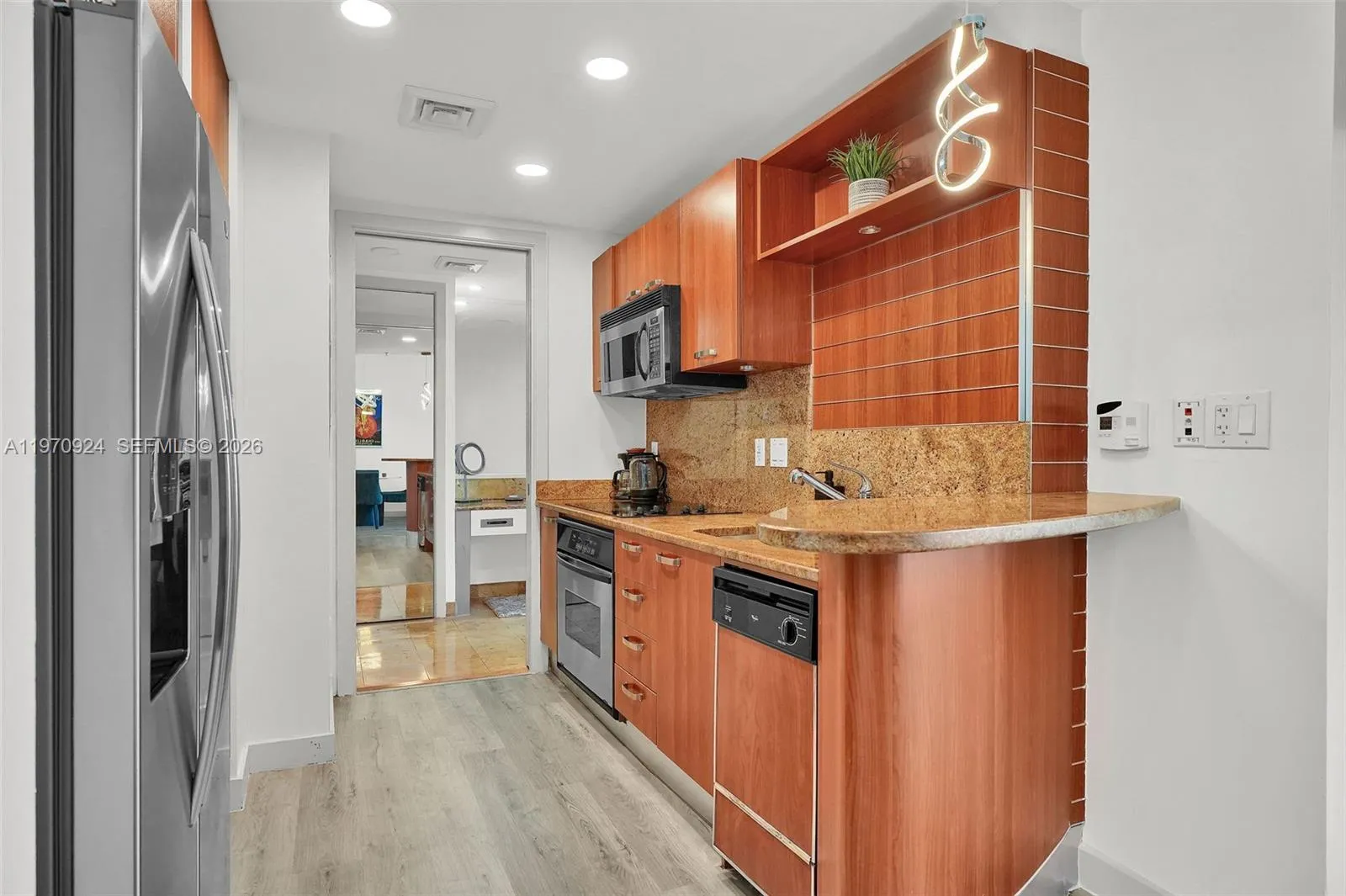 1395 Brickell Ave 3311, Miami, Florida 33131, Miami, Florida 33131, 1 Bedroom Bedrooms, ,1 BathroomBathrooms,Residential Lease,For Rent,1395 Brickell Ave 3311, Miami, Florida 33131,A11970924