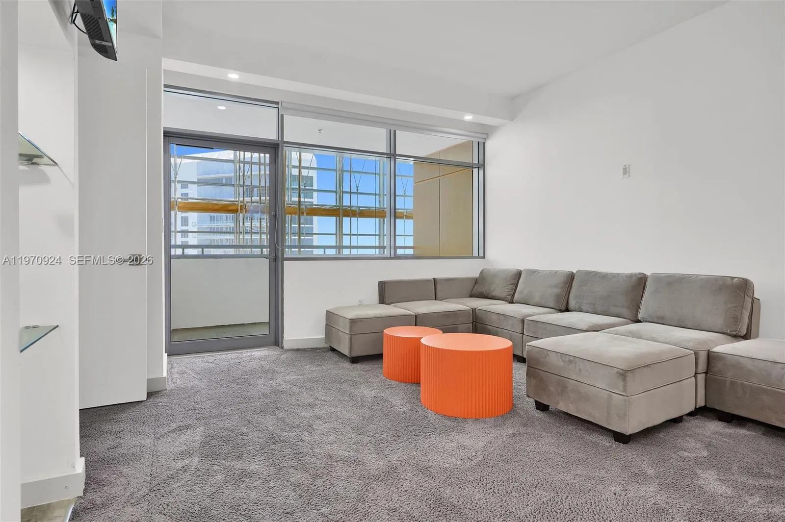 1395 Brickell Ave 3311, Miami, Florida 33131, Miami, Florida 33131, 1 Bedroom Bedrooms, ,1 BathroomBathrooms,Residential Lease,For Rent,1395 Brickell Ave 3311, Miami, Florida 33131,A11970924