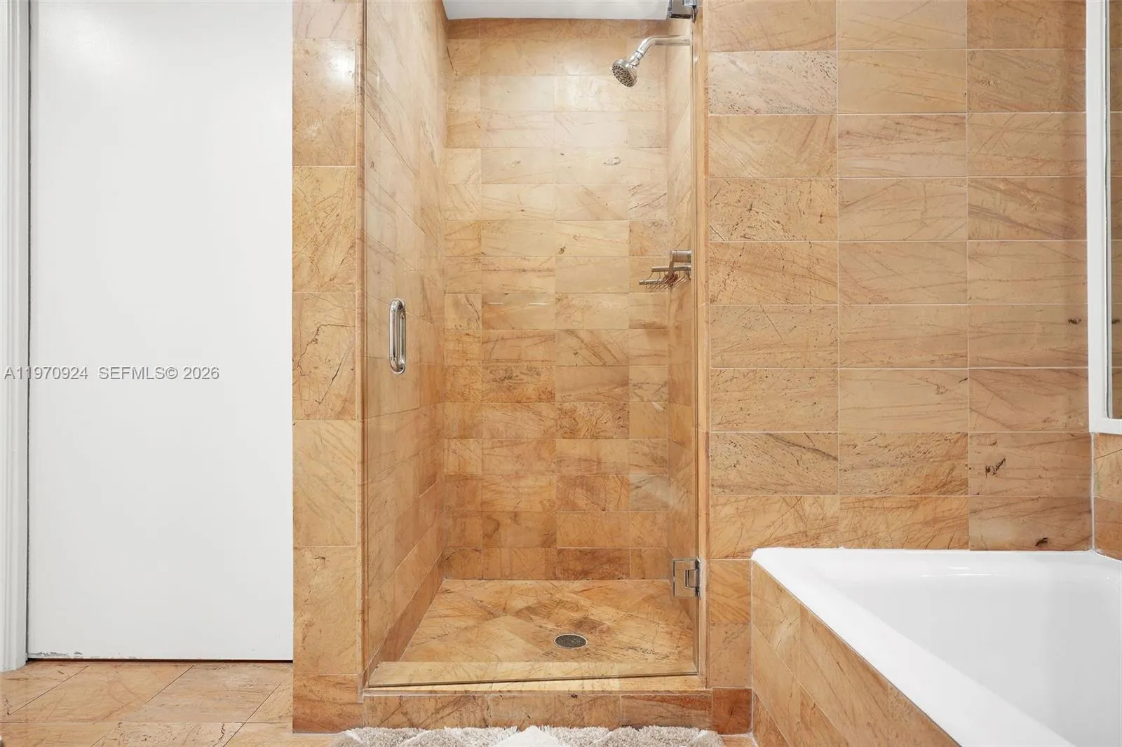 1395 Brickell Ave 3311, Miami, Florida 33131, Miami, Florida 33131, 1 Bedroom Bedrooms, ,1 BathroomBathrooms,Residential Lease,For Rent,1395 Brickell Ave 3311, Miami, Florida 33131,A11970924